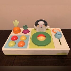 Skip Hop Farmstand Let The Beet Drop DJ Set Baby Musical Toy - Like New!
